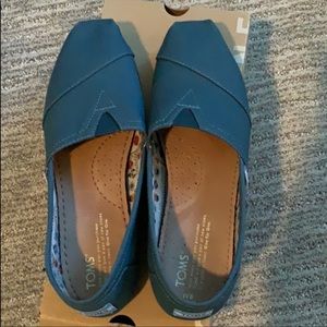 Tom’s Balsam Green Classic Shoes